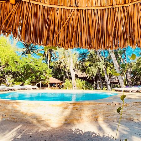 Vovo Telo Lodge Toliara Exteriör bild