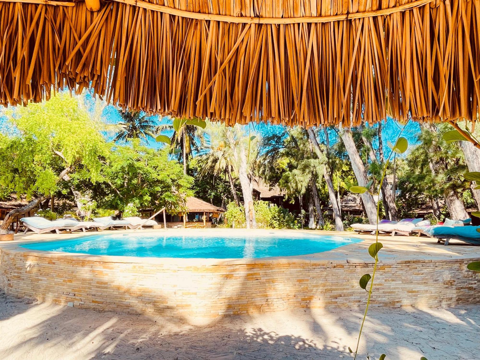 Vovo Telo Lodge Toliara Exteriör bild