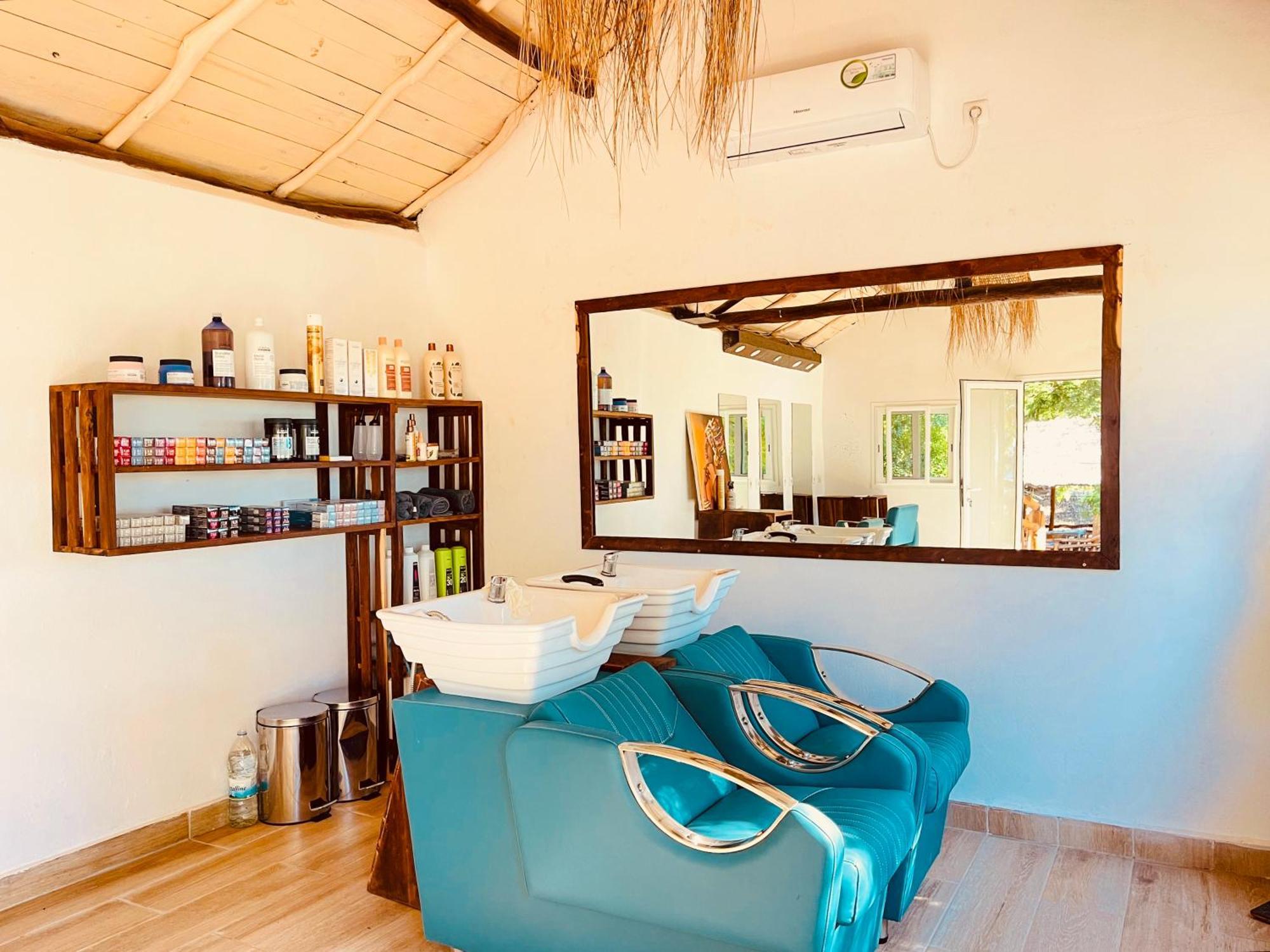 Vovo Telo Lodge Toliara Exteriör bild