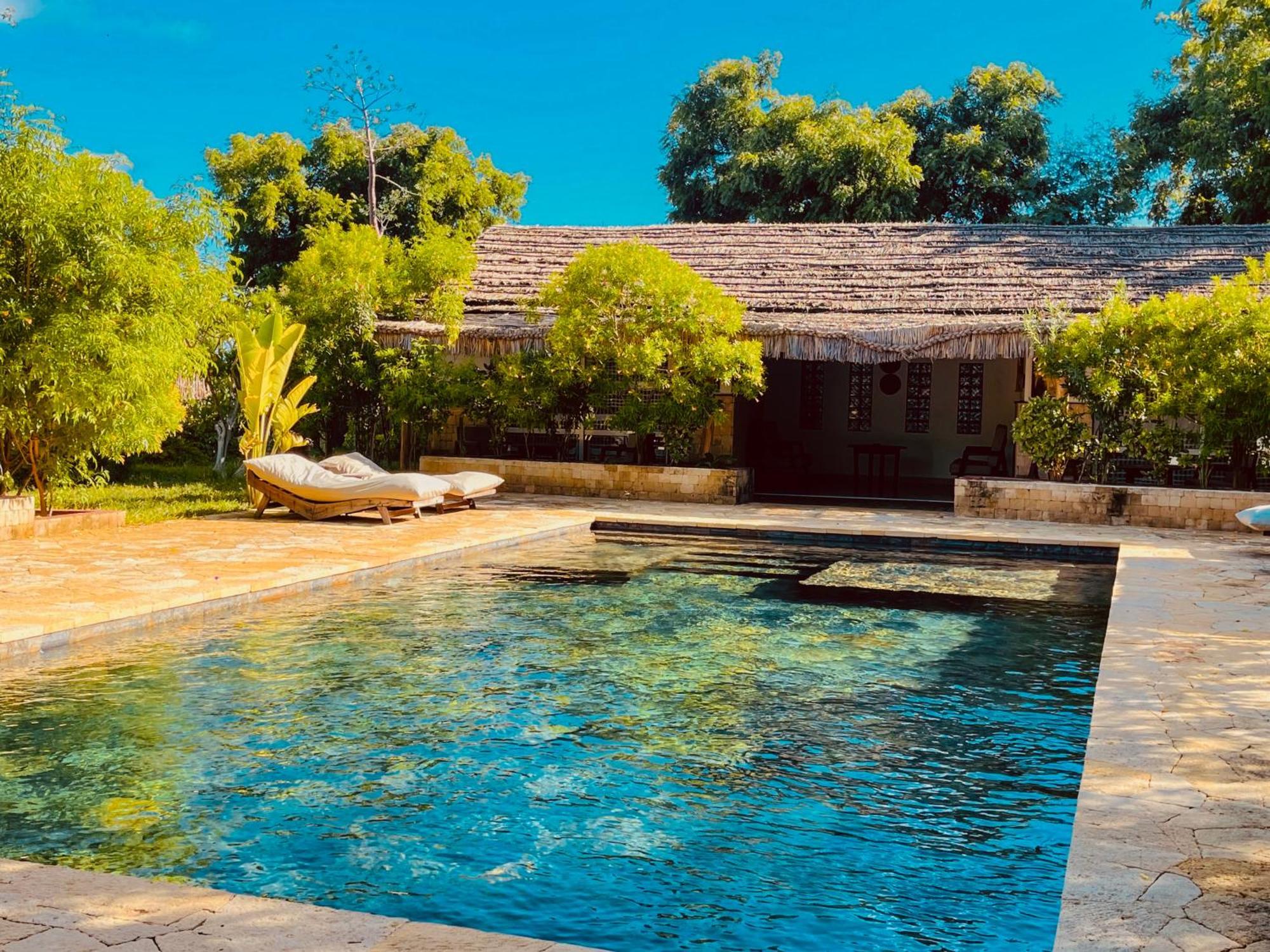 Vovo Telo Lodge Toliara Exteriör bild