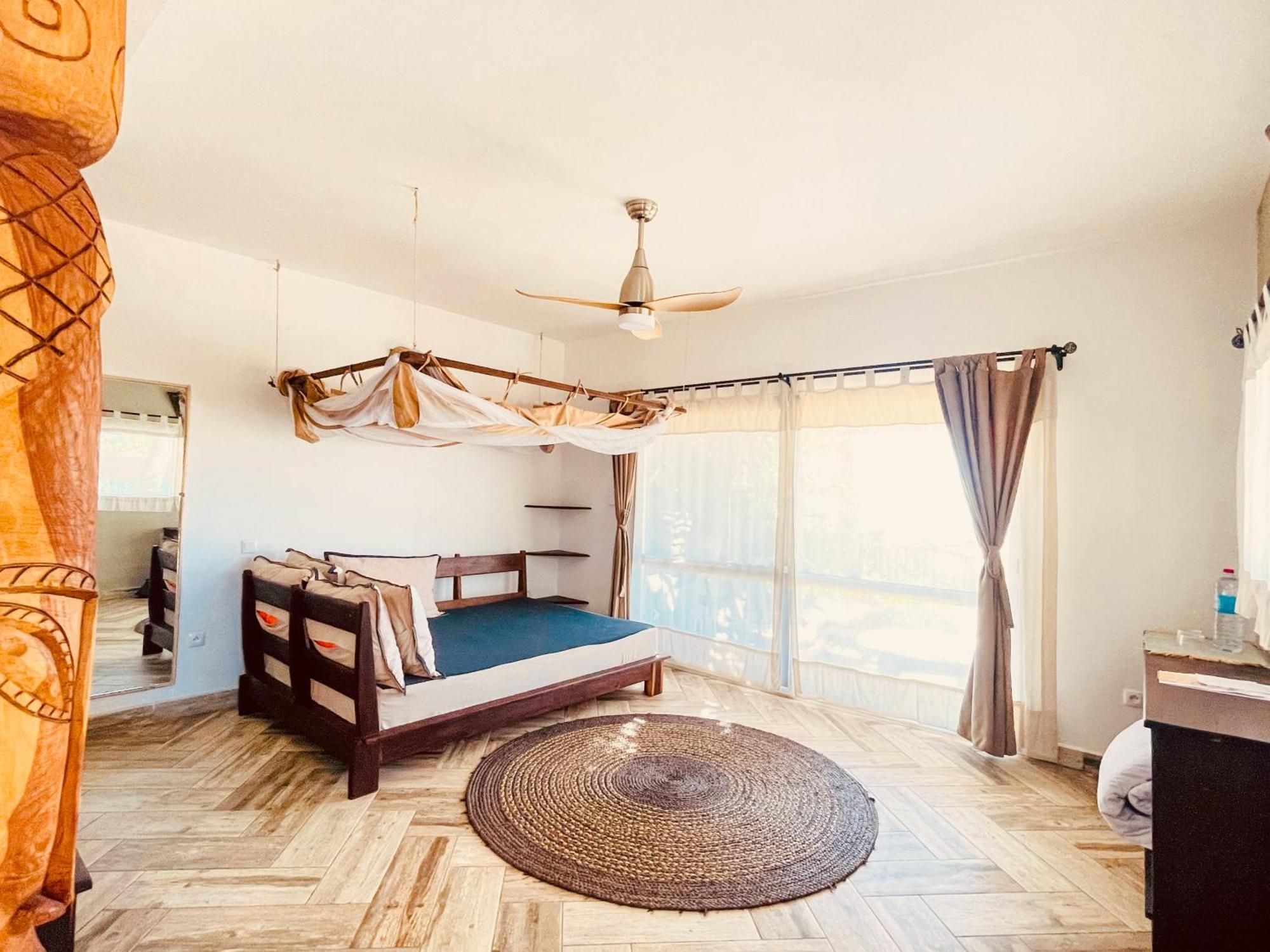 Vovo Telo Lodge Toliara Exteriör bild