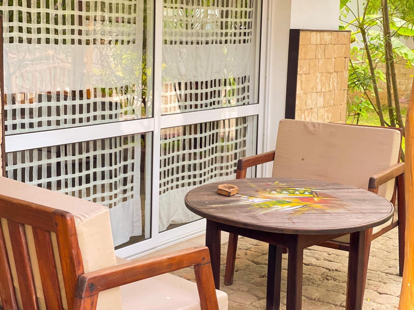 Vovo Telo Lodge Toliara Exteriör bild